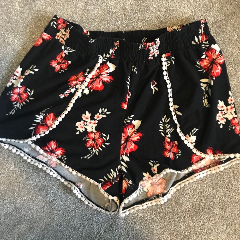 Rue 21 floral shorts